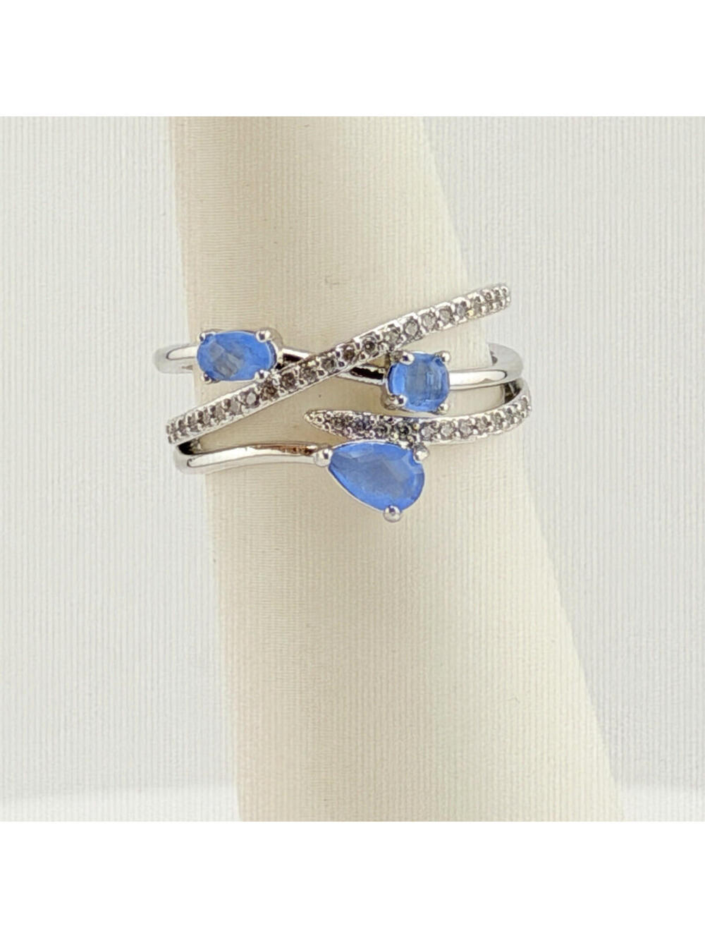 Bomb Party Sz 9 "Every Which Way Marvelous" Ocean Blue Quartz on Rhodium RG46975